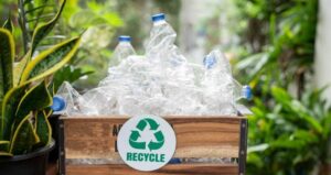 Mengenal Apa Itu Recycle dan Upcycle, Arti dan Cara Melakukannya